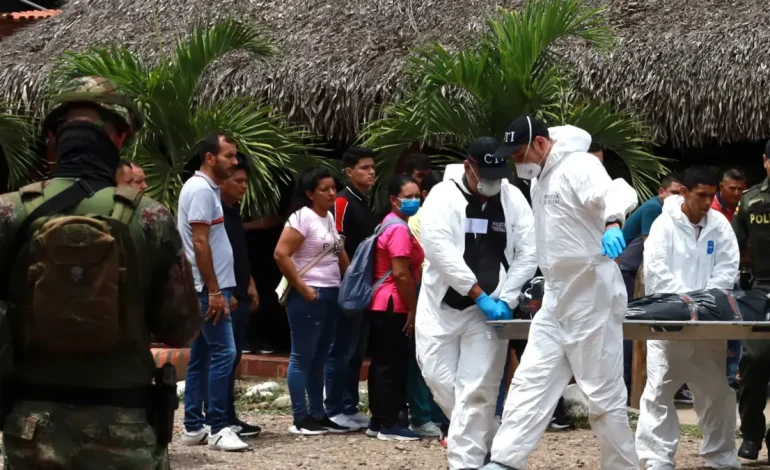  Las víctimas estaban en una fiesta

 – En un click