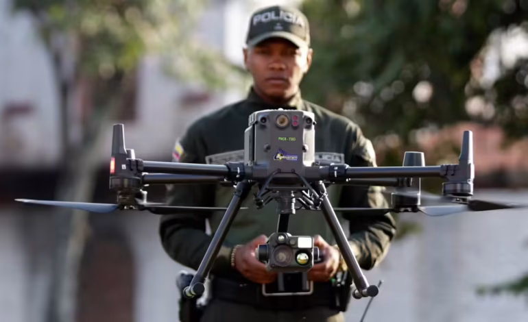  Esta fue la inversión en dos nuevos drones que la policía usará para enjuiciar y capturar pandillas criminales en Cali; Sistema anti -diden, en proyecto

 – En un click
