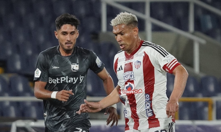  Junior clasificado en penaltis después de caer contra el Atlético en la Copa

 – En un click