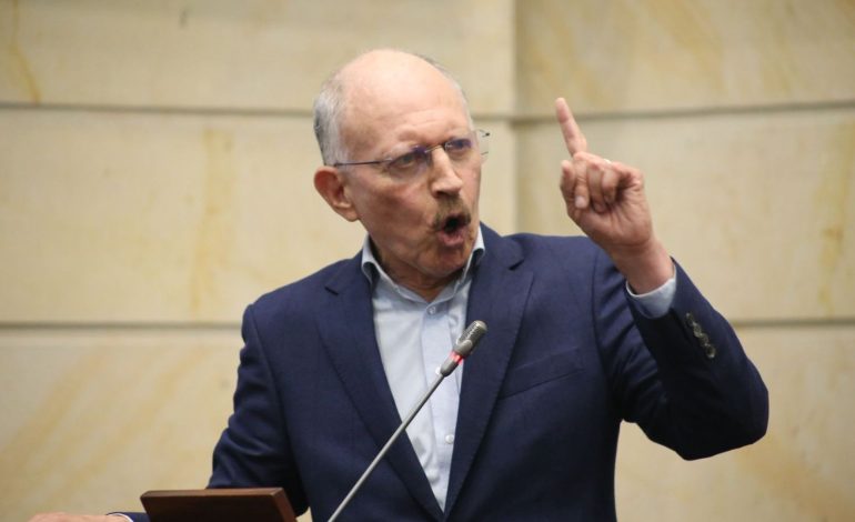  «No hay posibilidad de que haya sido sometido a intercambio radical»: Temístocles Ortega

 – En un click