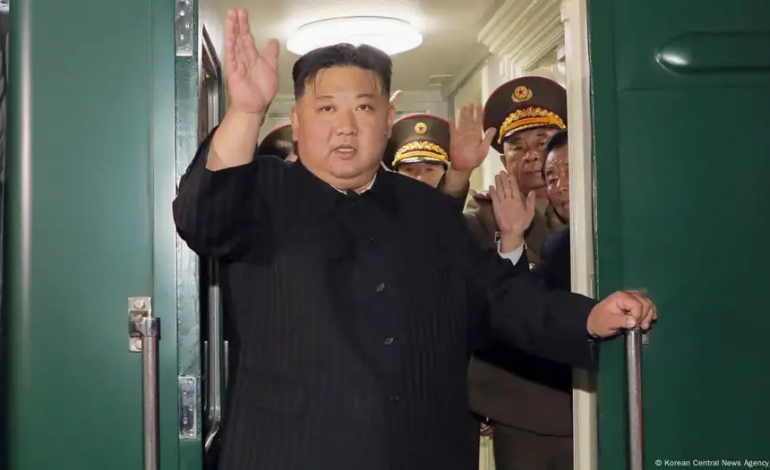  Kim Jong A cruza la frontera con China en su blindado: tren 

 – En un click