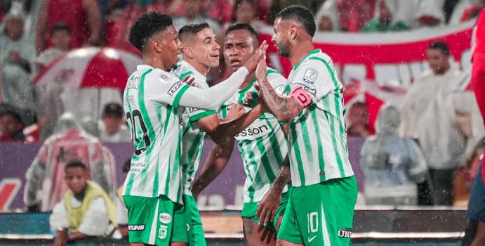  Referente de Atlético Nacional explotó contra los fanáticos

 – En un click