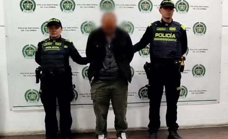  Un hombre supuestamente robó perros y los abusó sexualmente, 

 – En un click