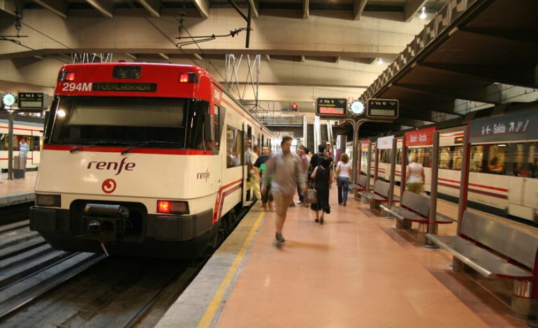 Renfe ha propuesto mejorar de una vez y todas las cercanías. Y Madrid tomará una pizca de 400 millones de euros

 – En un click