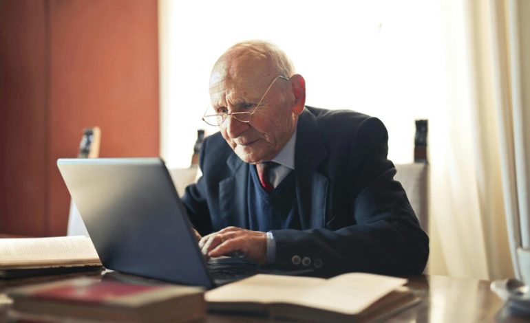 permitir que los jubilados sigan trabajando
– En un click