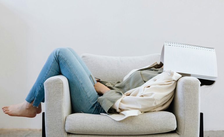 España tiene un antídoto contra el agotamiento mental y emocional: la siesta
– En un click