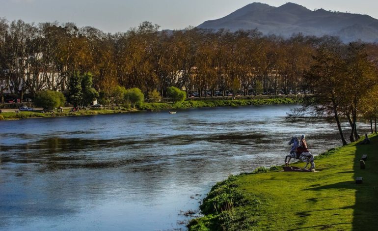 un río que les robó la memoria
– En un click