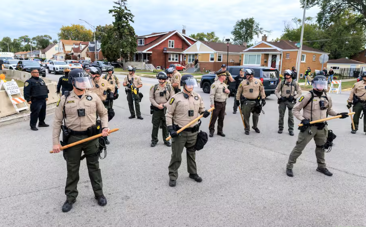 Trump gana batalla judicial y podrá desplegar la Guardia Nacional en Portland –
– En un click