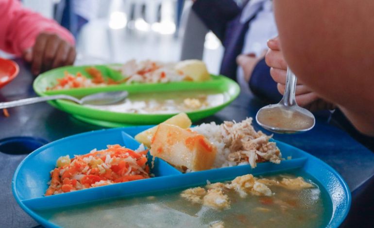 Hospital San Pedro de Urabá atendió a 37 niños por intoxicación masiva presuntamente con almuerzo PAE

 – En un click