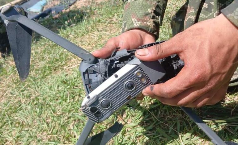 Los niños de 9 y 10 años fueron trasladados de urgencia a Bucaramanga
– En un click