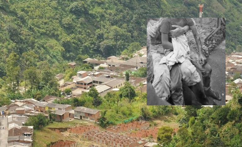Dos niños de ocho y seis años resultaron gravemente heridos tras la explosión de un artefacto explosivo en San Andrés de Cuerquia: uno perdió un brazo
– En un click