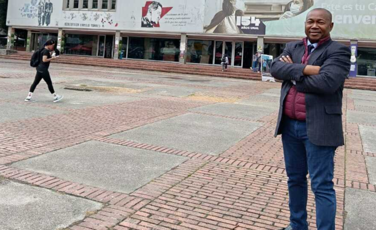 Exfutbolista del Pacífico busca abrirse camino en el escenario nacional, luego de una carrera académica en el mundo de la economía
– En un click