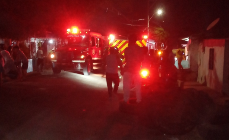 Fuga de gas propano habría provocado el incendio que destruyó nueve viviendas en Villa Caracas: víctimas claman ayuda humanitaria
 – En un click