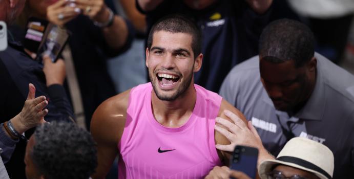 Alcaraz liderará a España en una Final a 8 de Copa Davis sin Sinner
– En un click