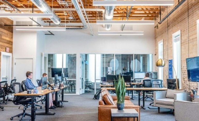 Construcción de oficinas corporativas con enfoque en diseño, prosperidad y eficiencia.
– En un click