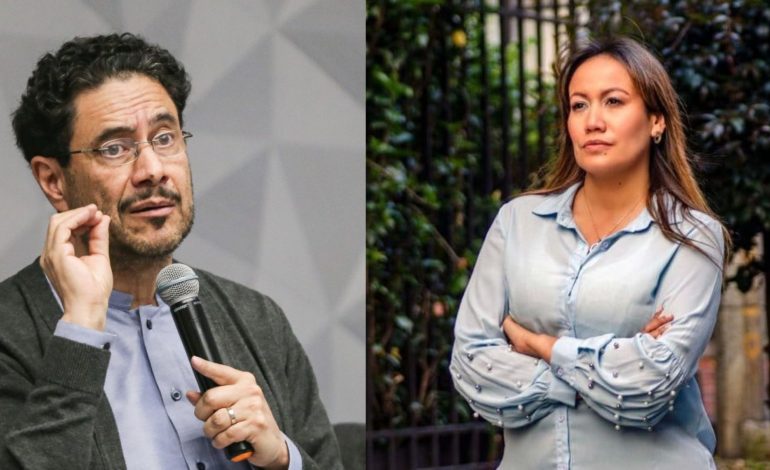 Iván Cepeda y Carolina Corcho permanecen en las consultas del Pacto Histórico
– En un click