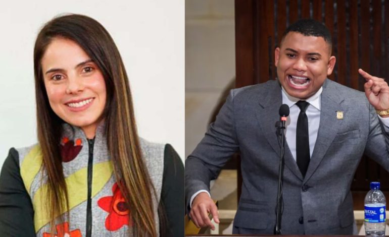 ¿Por qué Esmeralda Hernández dice que Miguel Polo Polo le está robando al país?
– En un click