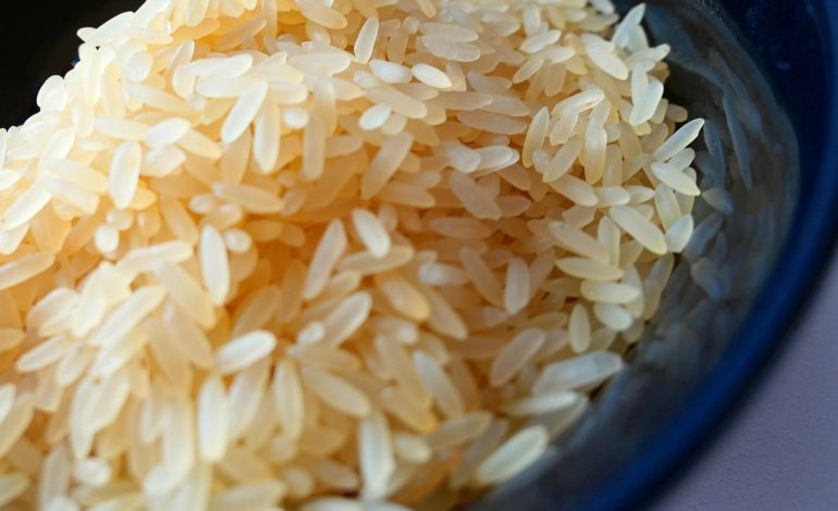 ¿Se debe lavar el arroz antes de cocinarlo?
– En un click