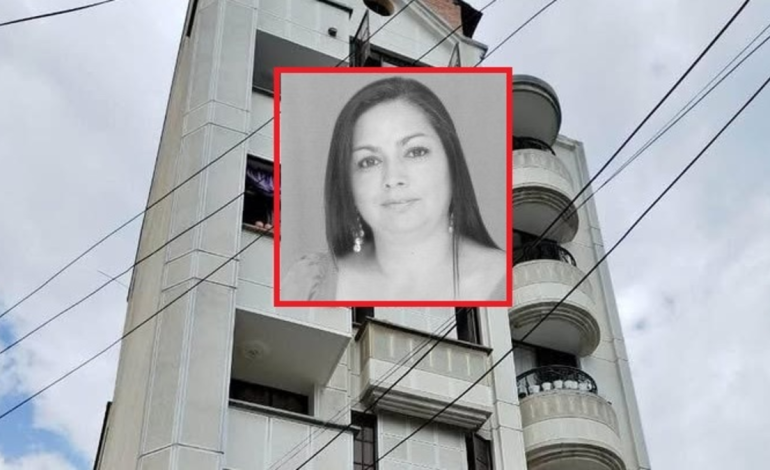 Había un mensaje a su lado

 – En un click