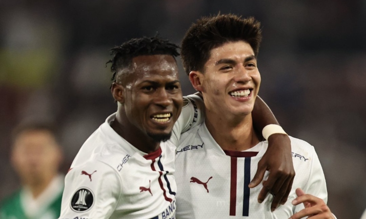 Liga vence a Palmeiras y está cerca de la Final de la Libertadores
– En un click