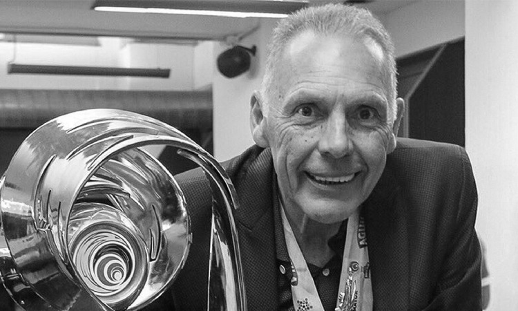  Luto en Millonarios y el fútbol mundial: falleció Miguel Ángel Russo

 – En un click
