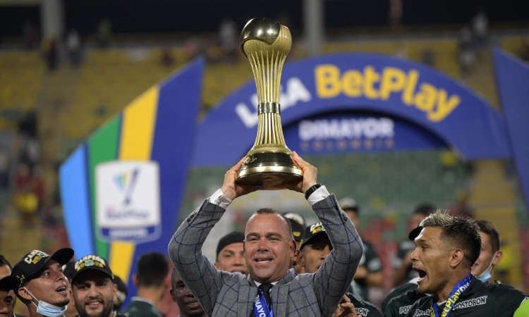 Rafael Dudamel en la mira de un fuerte rival de Cali
– En un click