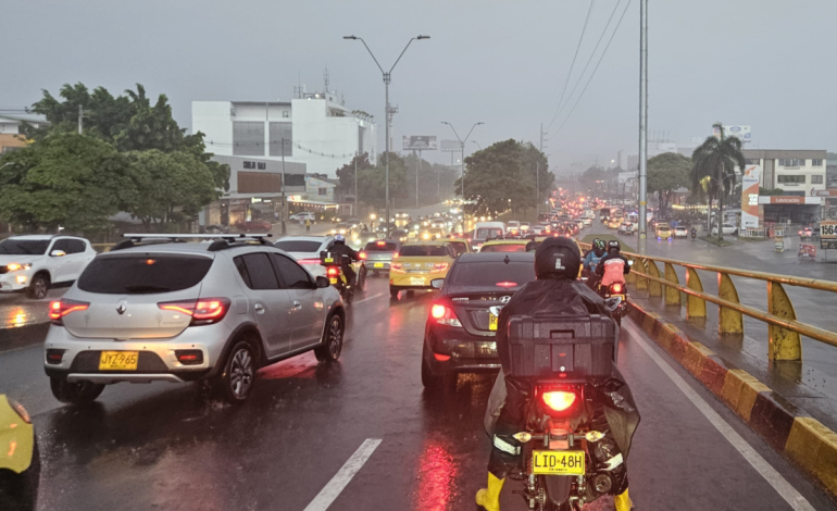 Se vienen fuertes lluvias en Cali
– En un click