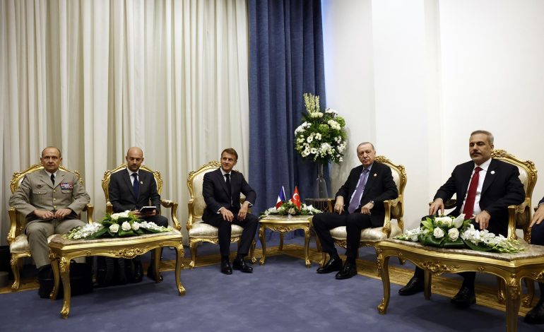 Egipto inicia la cumbre de paz en Gaza con presencia de líderes internacionales –
– En un click
