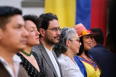 Dos figuras influyentes entre las más vocales de la coalición de izquierda colombiana
 – En un click
