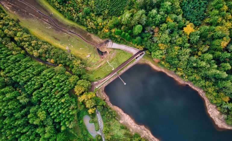 España todavía tiene decenas de embalses que no se pueden utilizar porque literalmente nadie ha tendido tuberías
– En un click
