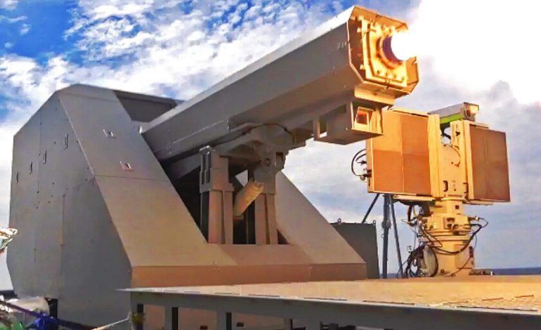 Llevamos años hablando de cañones de riel sin ver su daño real. Japón acaba de mostrar una imagen que lo dice todo

 – En un click