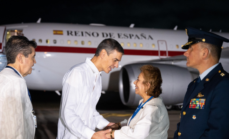  El presidente de España, Pedro Sánchez, aterriza en Colombia en la Cumbre Celac-UE para el diálogo diplomático entre ambos continentes

 – En un click