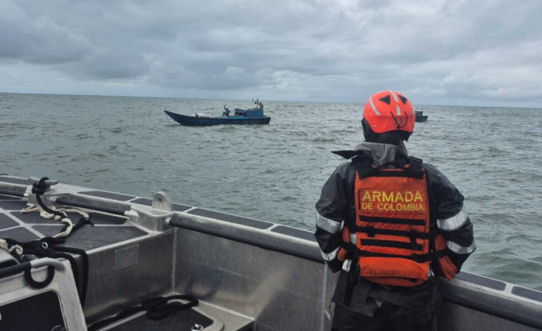 Así fue el rescate de seis pescadores, cuyas embarcaciones quedaron a la deriva en el Pacífico

 – En un click