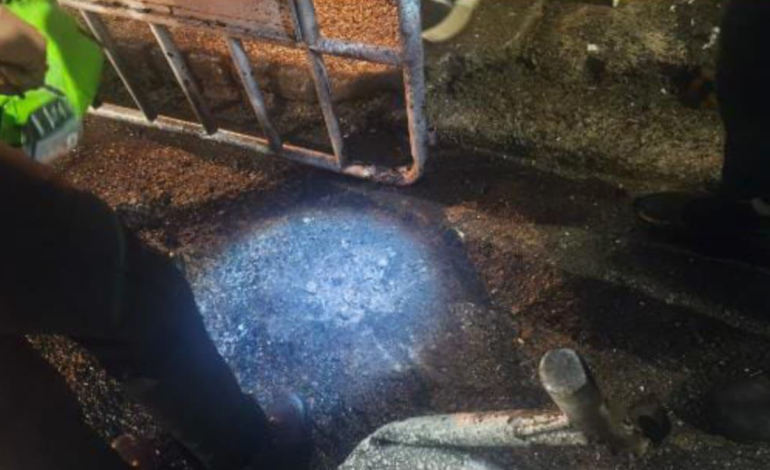 esto es lo que se sabe

 – En un click