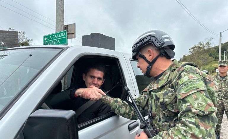 El ejército cuidará Cundinamarca durante las vacaciones

 – En un click