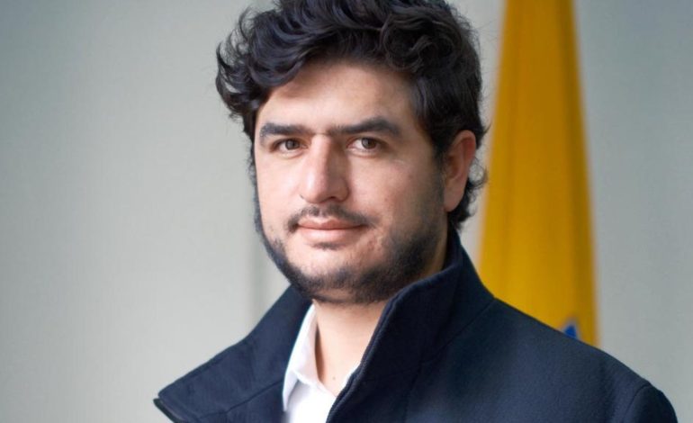 «Bogotá es una ciudad caótica y a la vez hermosa»: Germán Ricaurte

 – En un click