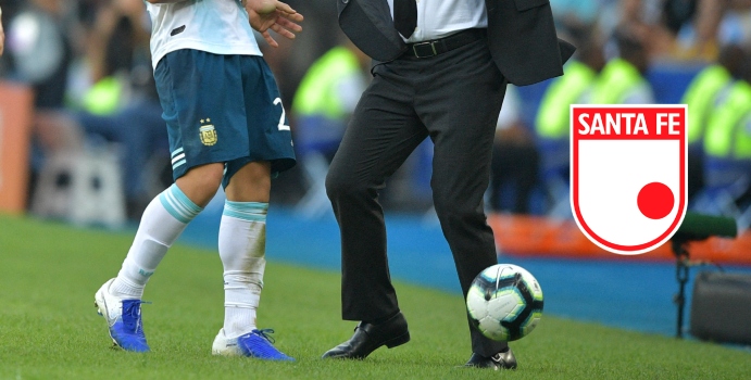Reconocido DT quiere dirigir a Santa Fe: extranjero y ganador
– En un click