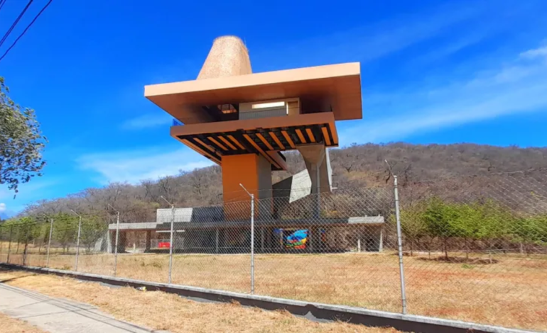 Fiscalía investiga al exalcalde de Valledupar por irregularidades en la Casa en el A

 – En un click