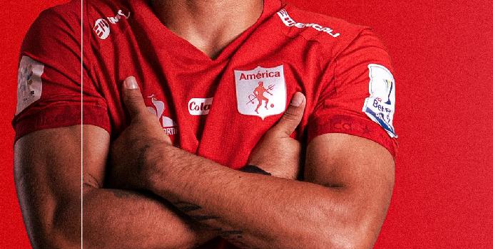  Futbolista del América de Cali fue víctima de flete

 – En un click