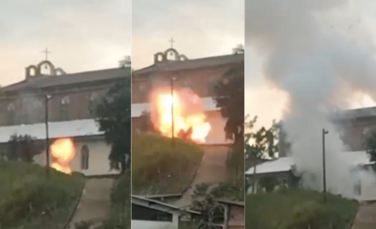 Informan que el ataque en Mondomo (Cauca) dejó cuatro militares y dos abuelos heridos; Los escombros de una casa habrían caído encima de ellos

 – En un click