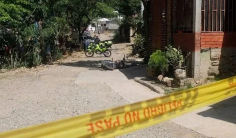 Mujer asesinó a un vecino mientras lo grababa con su celular – 

 – En un click