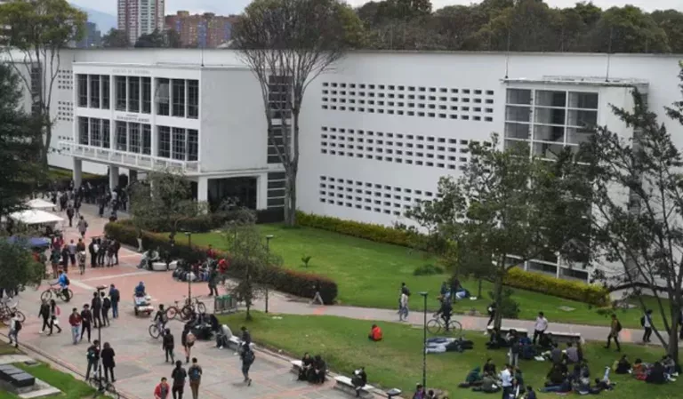 Universidad Nacional: egresada fue encontrada muerta en campus de Bogotá – 

 – En un click