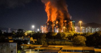  El incendio en Hong Kong está “poco a poco controlado”, pero los muertos ya ascienden a 36 – 

 – En un click