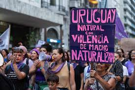  Uruguay se moviliza en el Día contra la Violencia hacia las Mujeres: marchas y demandas – 

 – En un click
