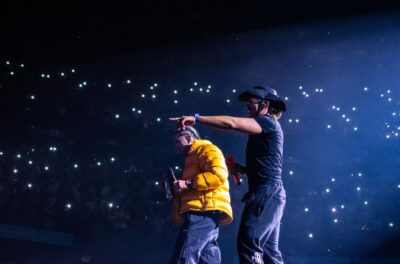 Ryan Castro revela su versatilidad en una noche especial en Bogotá
– En un click