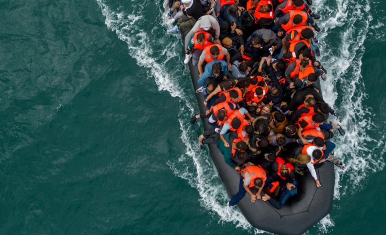  Los ministros de la UE acuerdan un sistema de expulsión más estricto ante la creciente presión migratoria – 

 – En un click