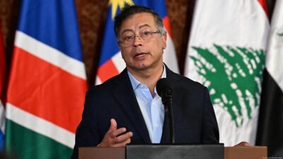  Petro cuestiona que presidentes latinos no hablen de ataques de EE.UU. en el Caribe

 – En un click