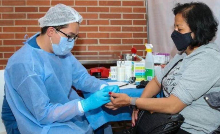  Gobierno pide solidaridad ante posible aumento de capacidad hospitalaria en diciembre

 – En un click