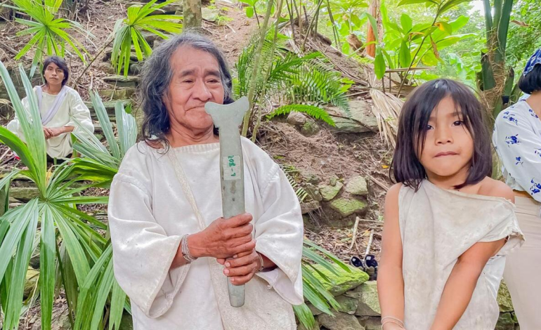  Unimagdalena entrega a los Koguis 17 piezas arqueológicas extraídas hace décadas de Pueblito en la Sierra Nevada de Santa Marta

 – En un click
