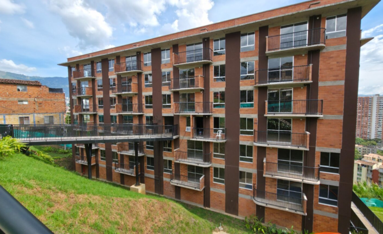  Lo que alguna vez fueron espacios vacíos, olvidados y costosos para Medellín, hoy son hogares con vida, risas y futuro, gracias al subsidio Compra Tu Casa

 – En un click